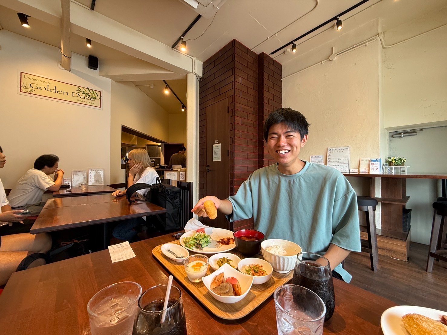 なごがくメニューのコロッケ定食